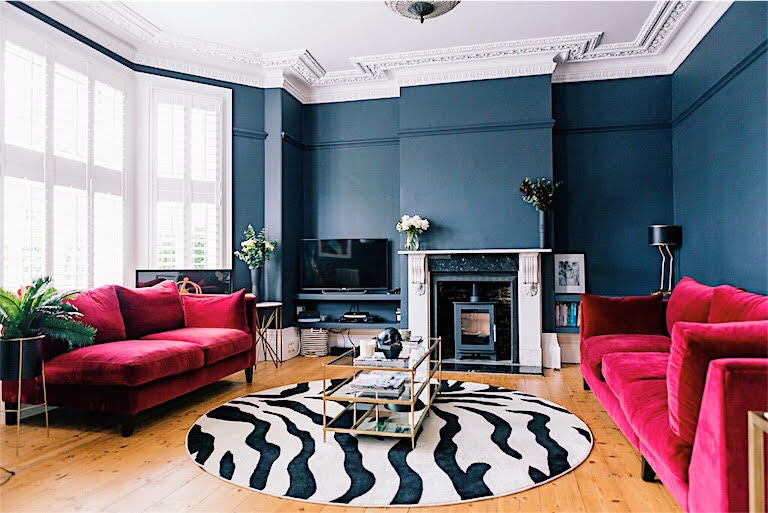 Dark, black living room 