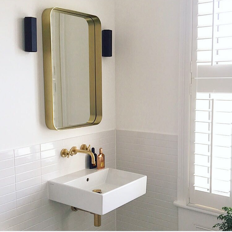 Bathroom Makeover - Gold Mirror 